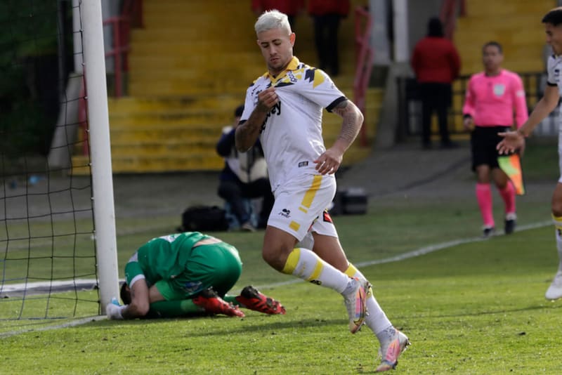 Holgado es el goleador que quiere Universidad de Chile (Foto: Photosport)