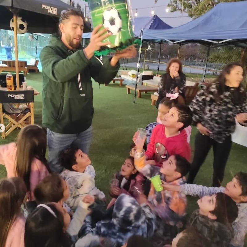 Icha Sobarzo celebra cumpleaños de su hijo