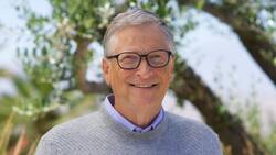 ¿Cuál es el celular que utiliza Bill Gates y cuánto cuesta en pesos chilenos?