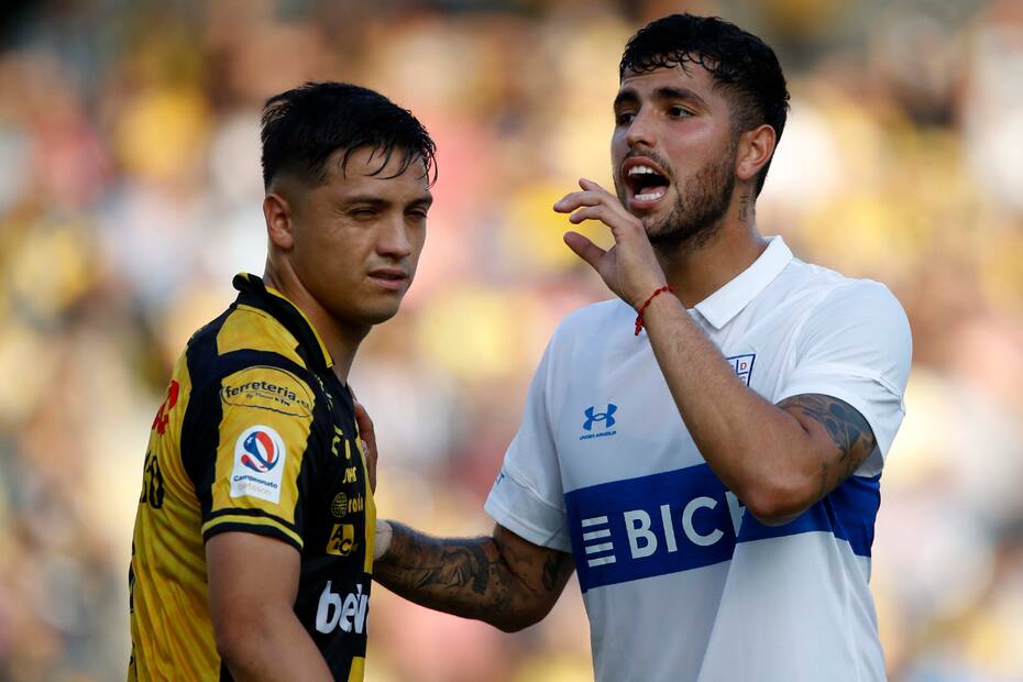 Daniel González ha jugado en solo dos de los cuatros partidos de la UC en el Campeonato Nacional 2023. Foto: Agencia Aton.