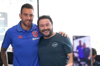 FOTOS | Con un sonriente Matías Zaldivia la U emprendió rumbo hacia Coquimbo