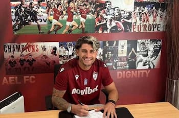 “Amplia experiencia en las mejores ligas”: Ángelo Sagal es presentado en su nuevo club en Europa