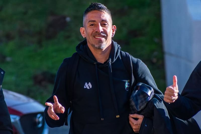 El delantero en Deportes Temuco. Foto: @pipereynero11