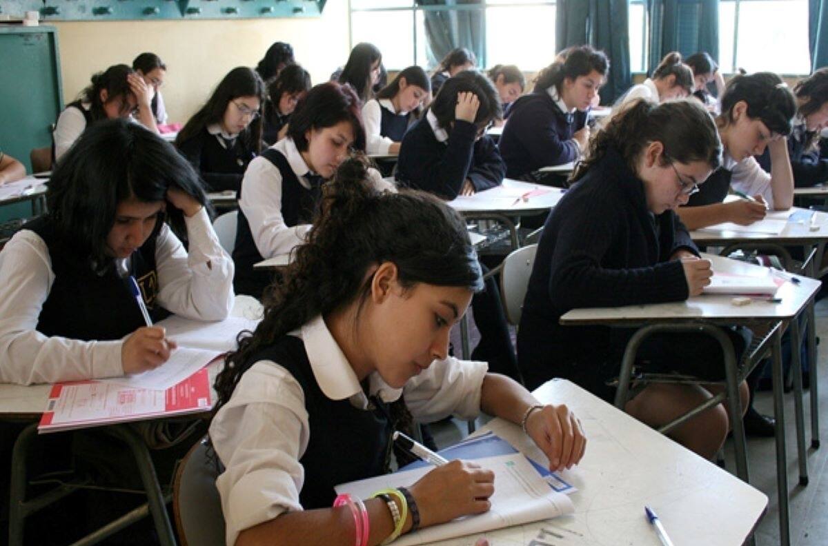 Bono Logro Escolar 2021: ¿Cómo saber si puedo recibir el beneficio y cuánto dinero entrega?