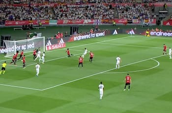 VIDEO | Con jugadón de Vinícius Jr: el golazo del Real Madrid para ponerse en ventaja en la final de Copa del Rey