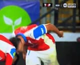 Tensión en la UC: Clemente Montes encaró a Matías Palavecino y le propinó un cabezazo