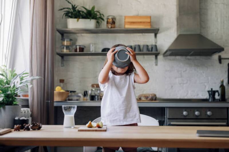 Conoce los alimentos que no deben comer los niños.