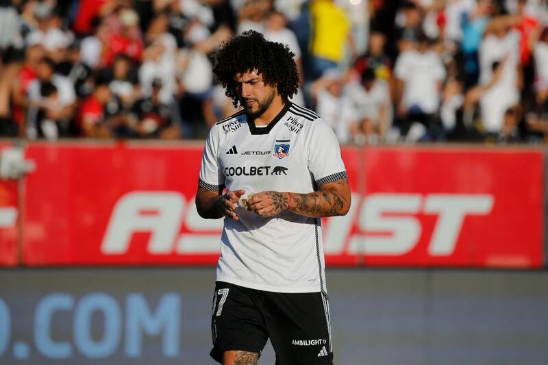 sumó una nueva tarjeta roja en Colo Colo.