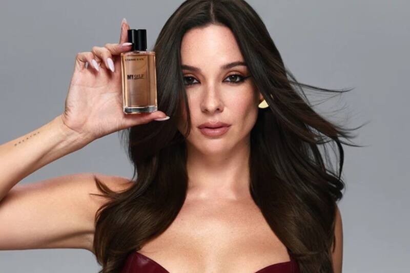 presentó su colección en un evento privado. Créditos: Etienne