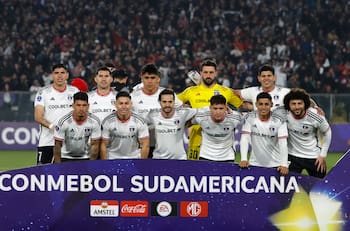 FOTO | Desde Nicolás Pizzaro a Andrés Suazo: el insólito error en los nombres de Colo Colo en la transmisión oficial