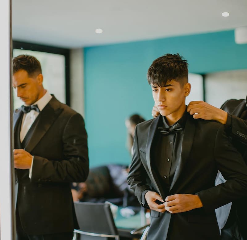 Alonso Vidal junto a Camilo Huerta, el pololo de su mamá