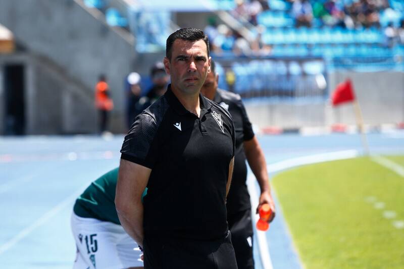 Santiago Wanderers confirmó a su director técnico para 2024. Foto: Aton.