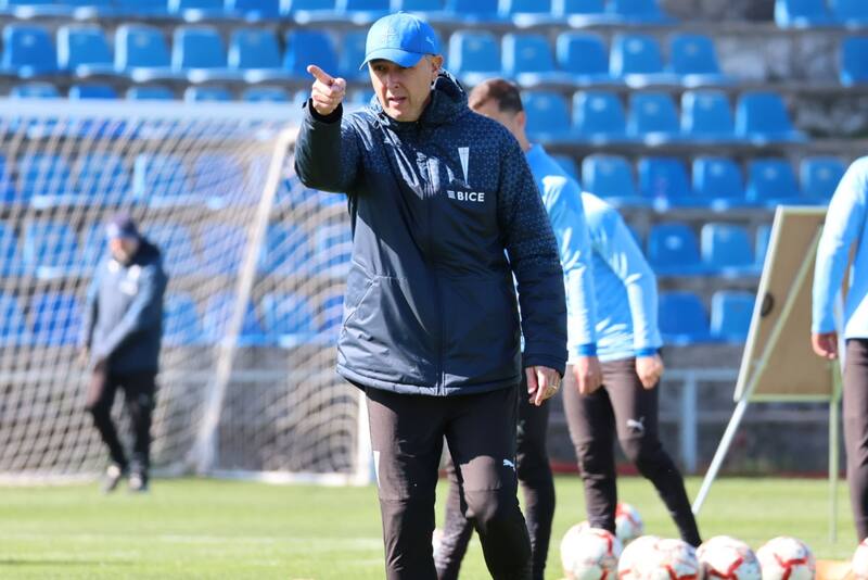 Tiago Nunes espera devolver a la UC a los triunfos en el torneo. Foto: Comunicaciones Cruzados.