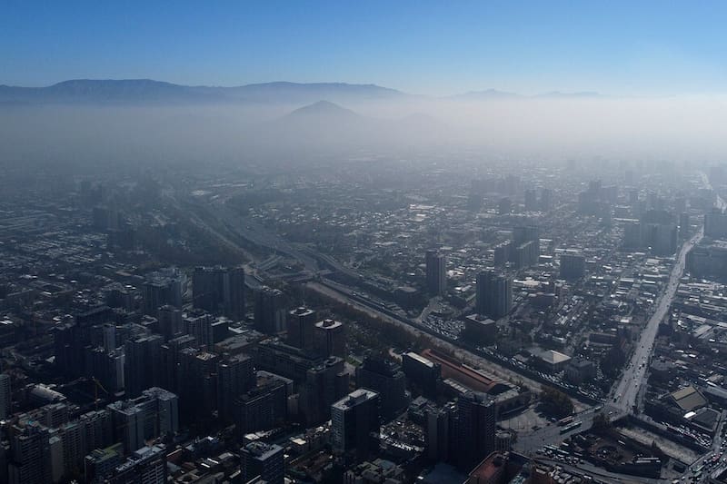Revisa cómo estará la calidad del aire según la Alerta Ambiental hoy. Créditos: ATON.