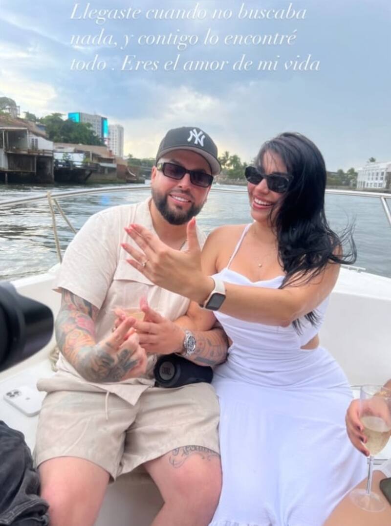 El chileno y la venezolana anunciaron su compromiso este martes 28 de enero. Créditos: Instagram