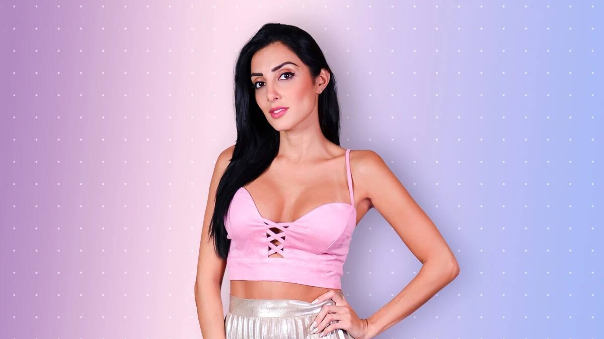 Flavia Medina anunció su embarazo junto a su pareja, el modelo Leo Opazo, con fotografías de su pancita