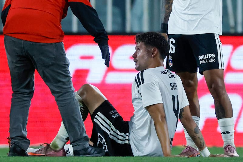 El defensa se lesionó ante Huachipato. Foto: Agencia Aton.