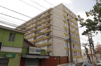 47 departamentos allanados y 20 detenidos tras operativo PDI por tráfico de drogas en La Cisterna
