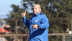 “En Chile muchos jóvenes prefieren estudiar antes que dedicarse al fútbol; en Argentina es al revés”