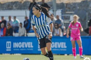 VIDEO | Camila Sáez aporta con una espectacular asistencia al triunfo clave del Alavés