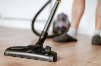 Conoce cómo la limpieza del hogar puede mantener un buen estado ánimo