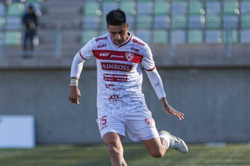 Es uno de los fijos de Deportes Copiapó esta temporada. Foto: @deportescopiapo