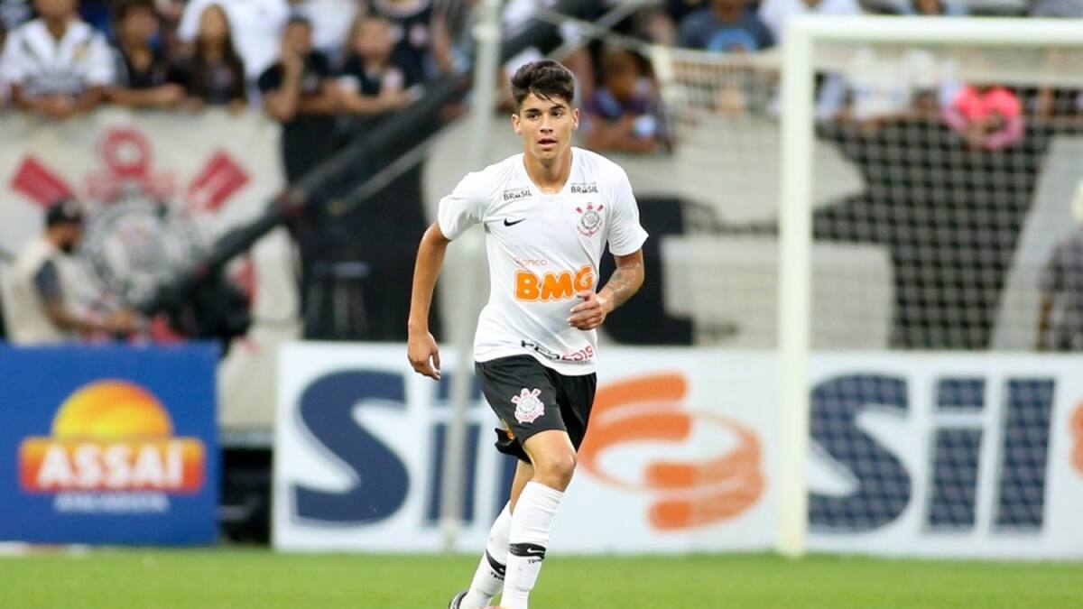 Corinthians de Ángelo Araos reportó 13 casos positivos por coronavirus