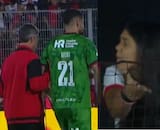 VIDEO | Jornada para el olvido de Gabriel Arias: se lesionó, salió reemplazado y lo pifiaron