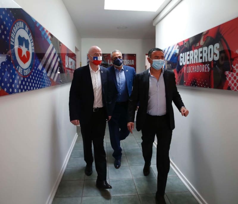 Durante la visita del presidente de FIFA a las instalaciones de Pinto Durán, muy mal evaluadas por el funcionario español-inglés.