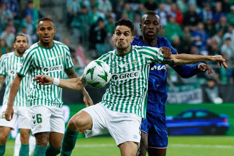 viene de ser subcampeón de la Conference League. EFE