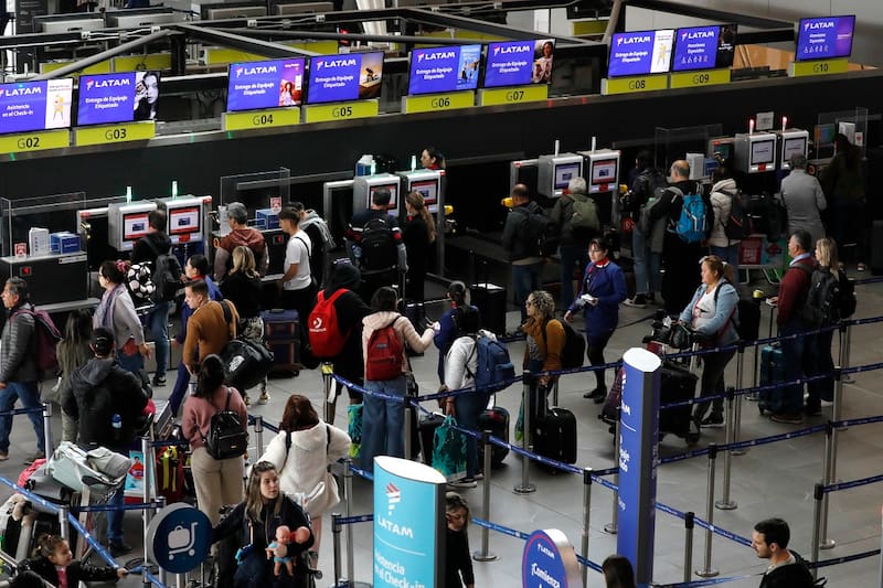 Conoce los empleos disponibles en la Dirección de Aeropuertos.