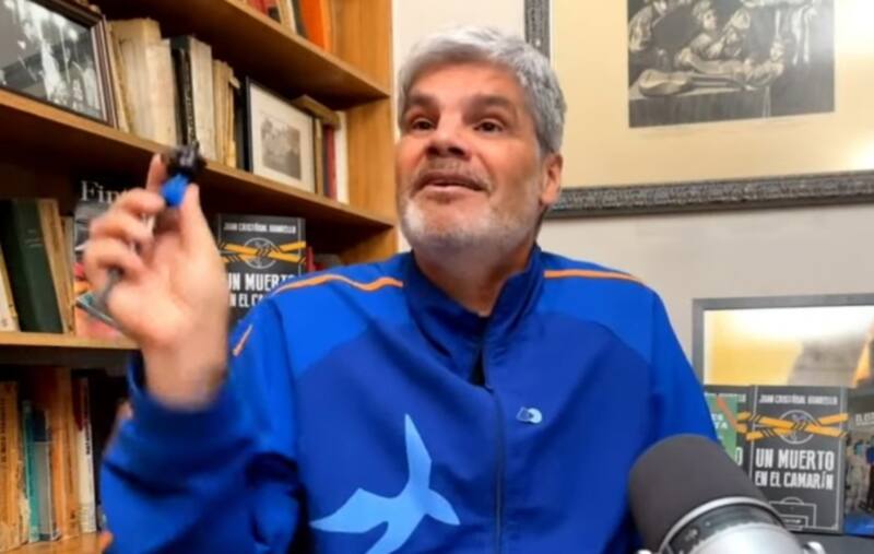 habló sobre el fantasma de la B en su streaming.