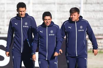 “4 o 5 entrenadores”: Los detalles de la lista que maneja la UC en su búsqueda de DT