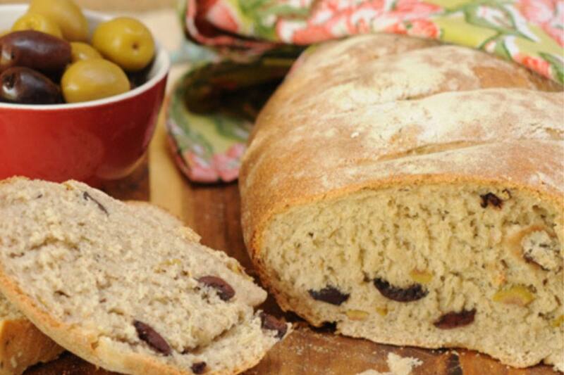 Así puedes hacer el rico pan con aceitunas.
Créditos: Gourmet.