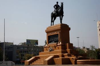 Enterrar la estatua a Baquedano: La particular propuesta de candidato a concejal por Providencia