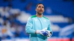 FOTO | Platinado total: el nuevo look que Claudio Bravo lució en el Real Betis