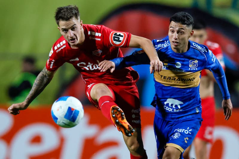 por el Campeonato Nacional. Foto: Aton.