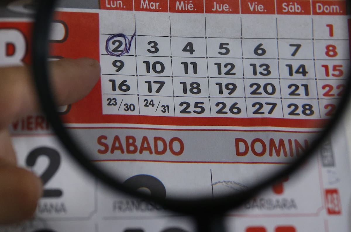 Feriados en Chile: Modificación por día de Pueblos Originarios podría dar dos fines de semana largos