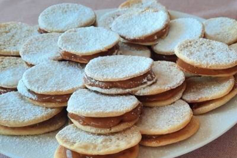 Con solo 7 ingredientes puedes preparar estos dulces típicos de Fiestas Patrias.