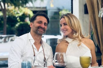 “Sí, acepto”: Emilio Edwards se casó con expareja de Claudio Castellón en una íntima ceremonia