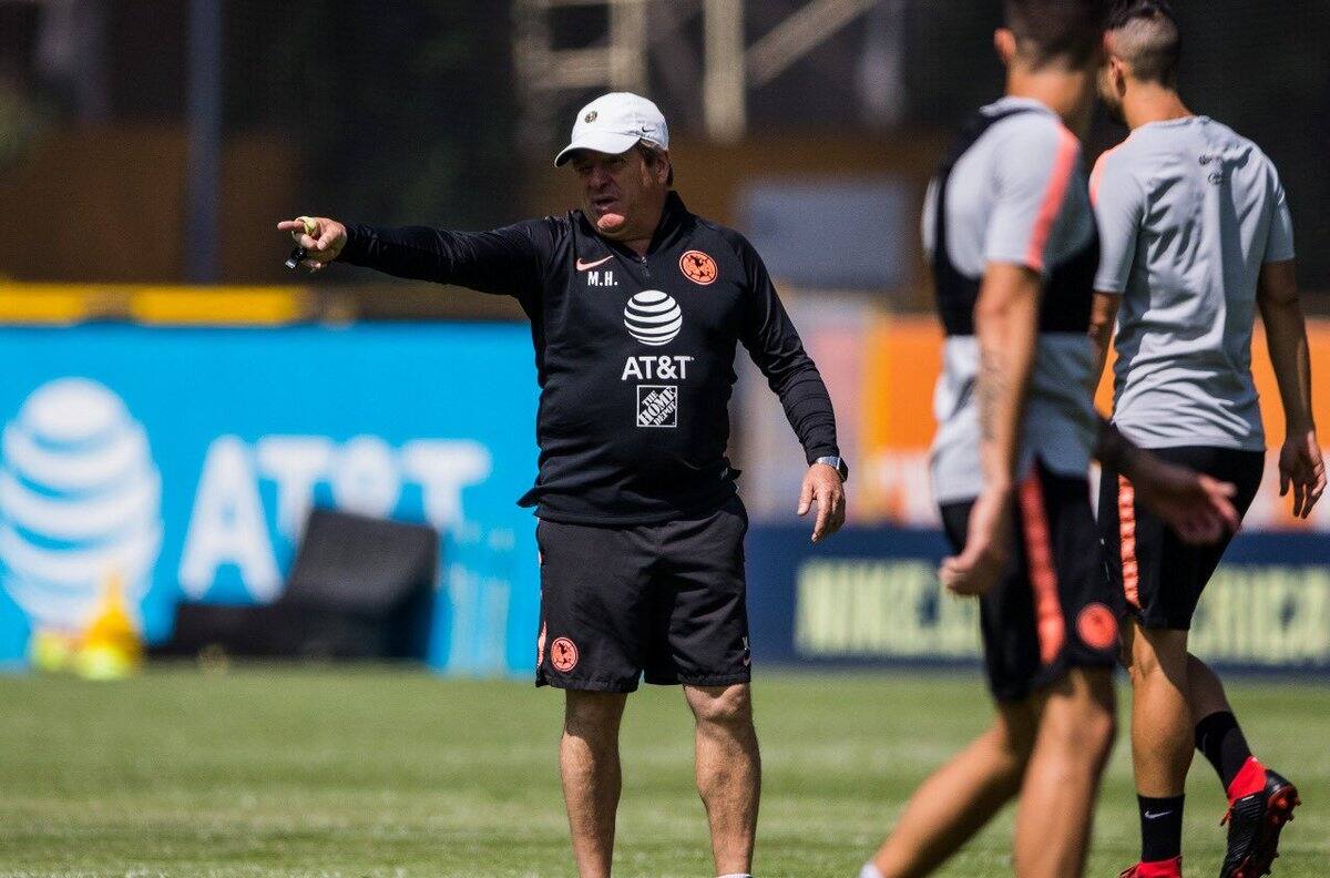 El futuro de Nico Castillo en América corre peligro tras despido de Miguel Herrera