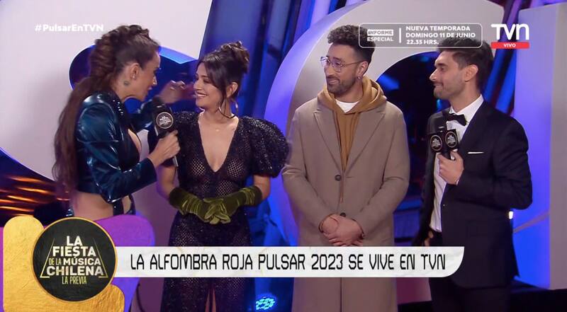 Karla Melo y Dongo en la alfombra roja. Créditos: TVN.