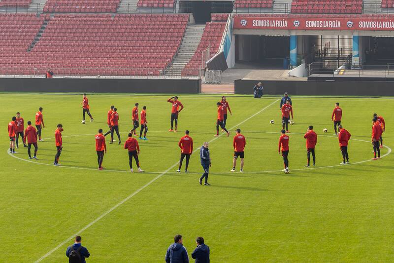 Entrenamiento de la Selección Chilena en el Estadio Nacional. Foto: Felipe Escobedo