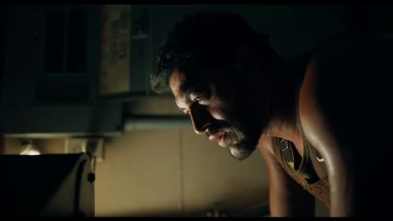 Alexander Wraith es Rey en "Trampa en Alta Mar".