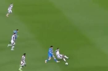 VIDEO | La tremenda jugada de un futbolista chileno que pocos vieron y es aplaudida en todo el mundo