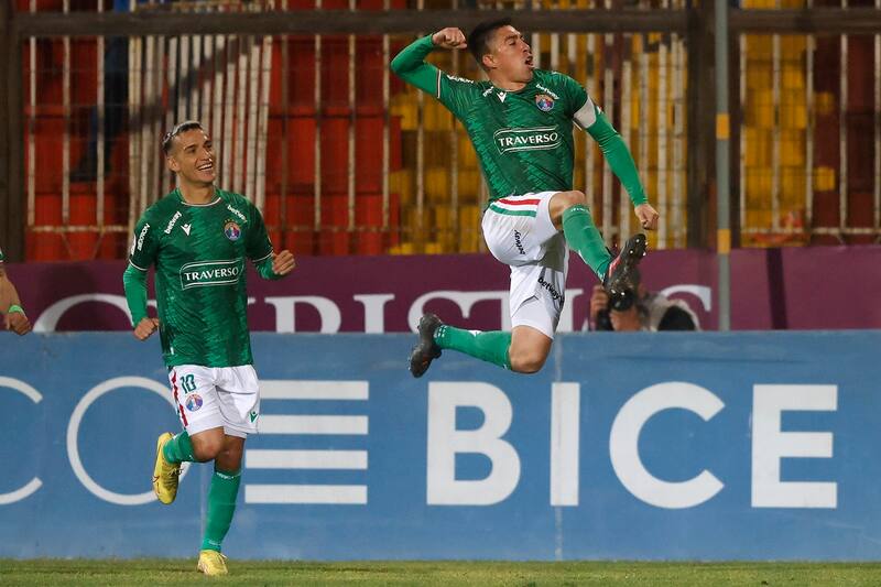 Osvaldo Bosso fue figura en el triunfo de Audax Italiano sobre la UC. Agencia Aton.