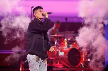 Los mejores memes que dejó la rutina de Duki en Viña 2025