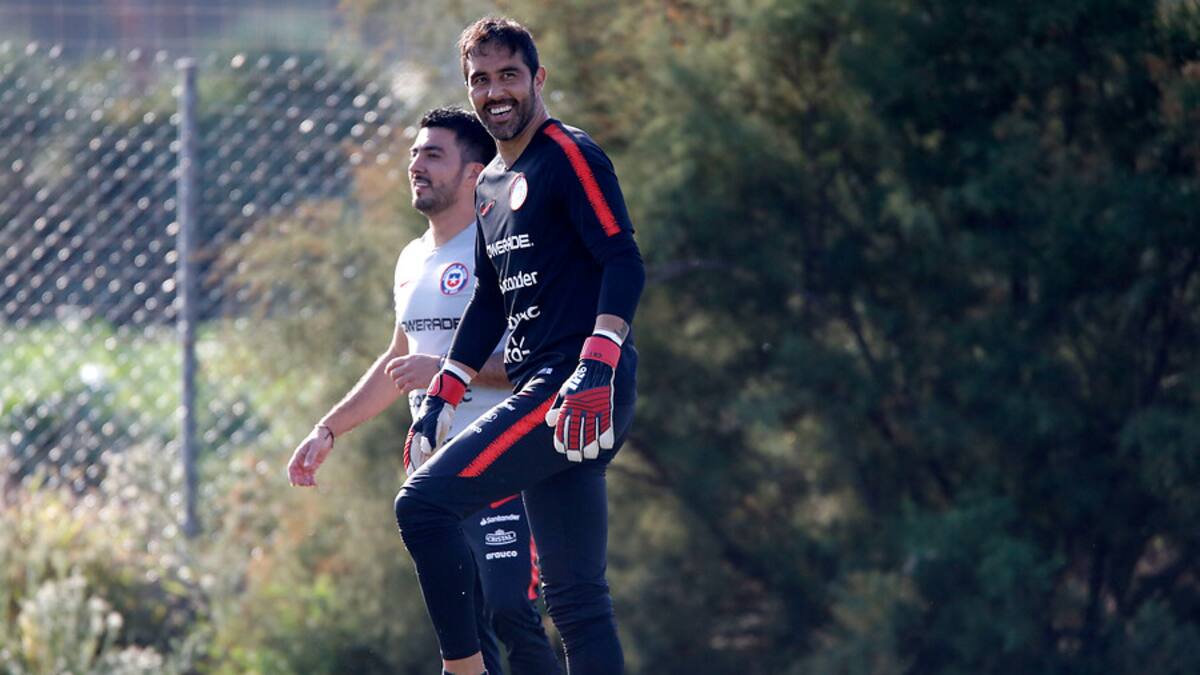 Claudio Bravo felicitó al youtuber Germán Garmendia por nueva marca