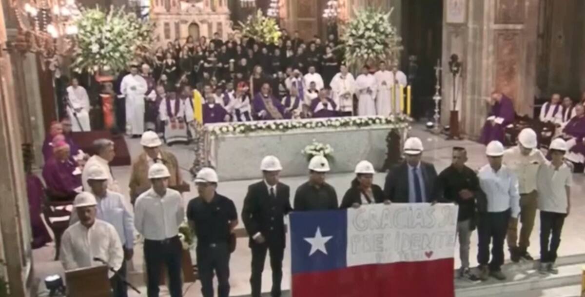 Luis Urzúa dio el discurso.