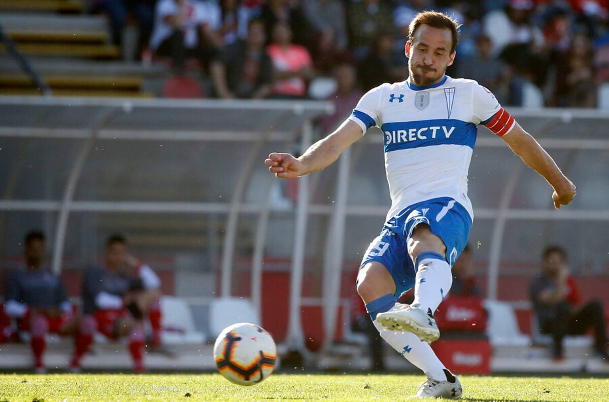 La exquisita definición de José Pedro Fuenzalida en el entrenamiento de Universidad Católica